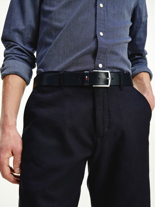 CINTURÓN DE CUERO CON HEBILLA CUADRADA