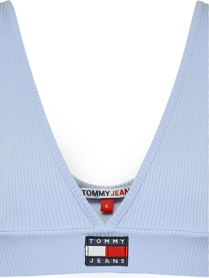 CROP-TOP-ACANALADO-CON-PARCHE-DE-TOMMY