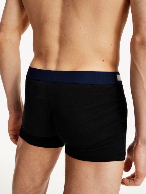 PAQUETE DE 3 CALZONCILLOS BRIEF.
