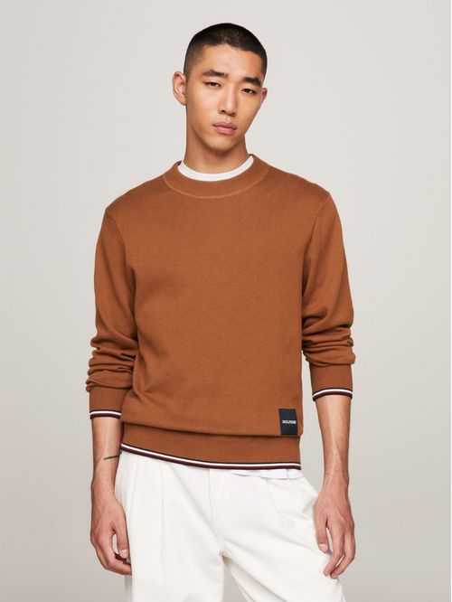 SUÉTER MANGA LARGA DE PARCHE CON LOGO