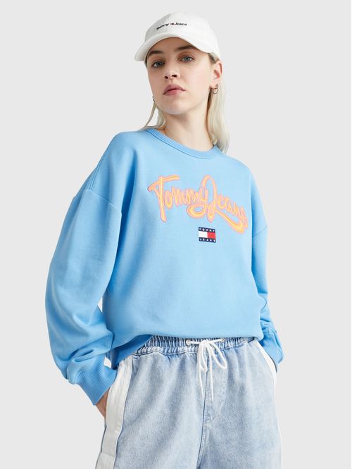 SWEATER CON LOGO DE ESTILO UNIVERSITARIO