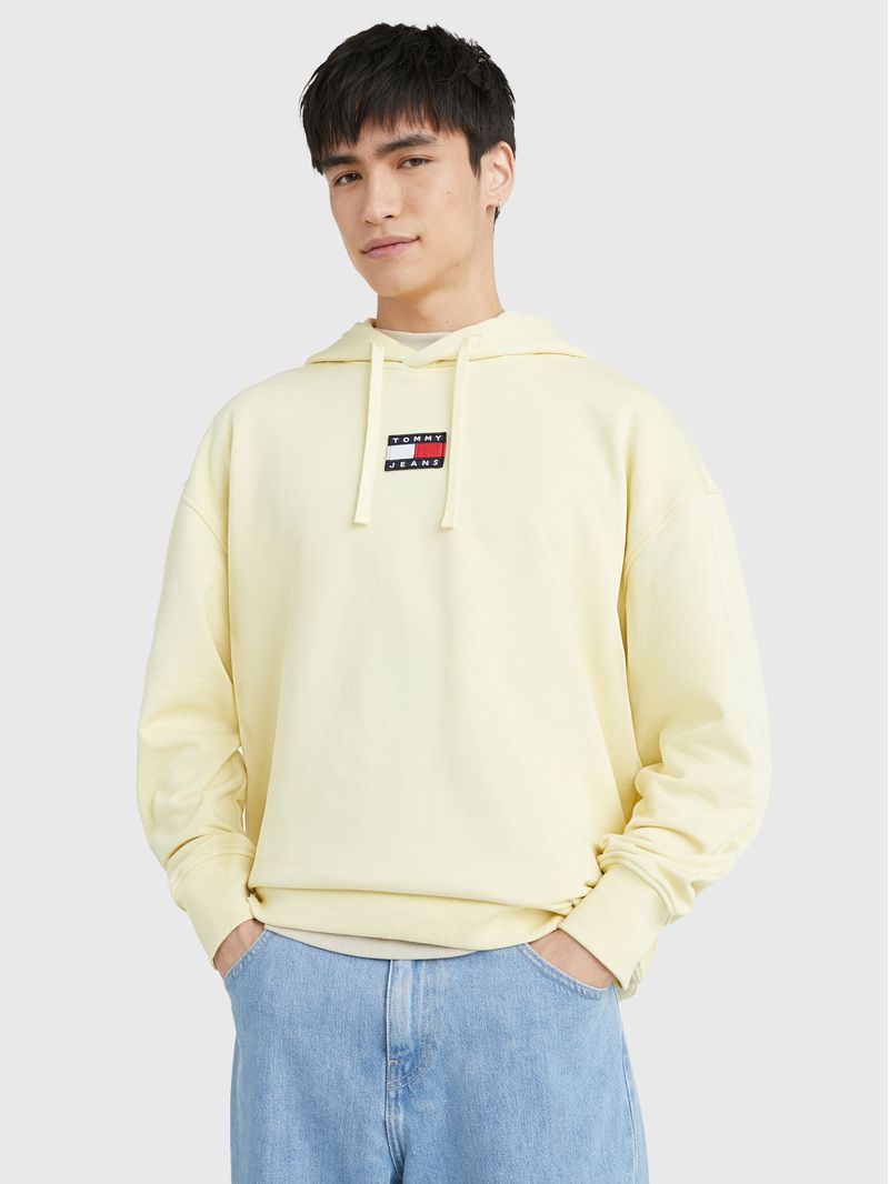 SWEATER-UNIVERSITARIA-CON-LOGO-Y-HOODIE