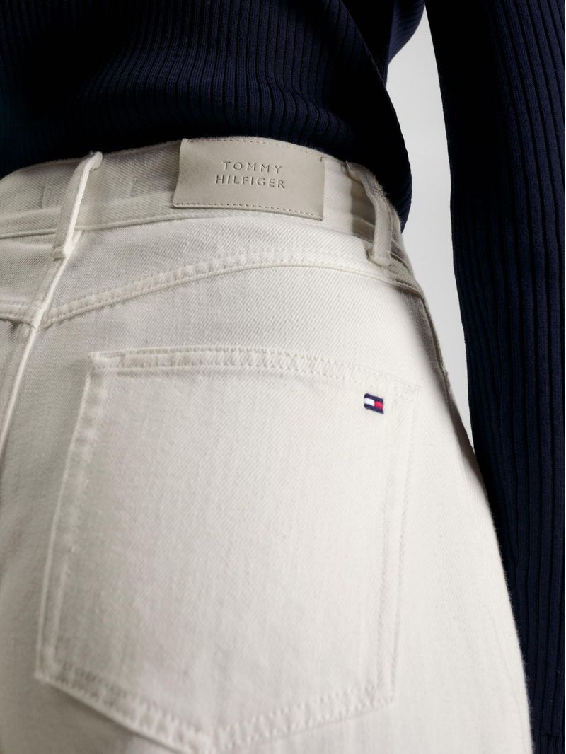 PANTALON-DE-TEJIDO-JEANS-CON-PIERNA-ANCHA