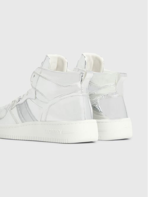 TENIS METALIZADAS DE CORTE ALTO