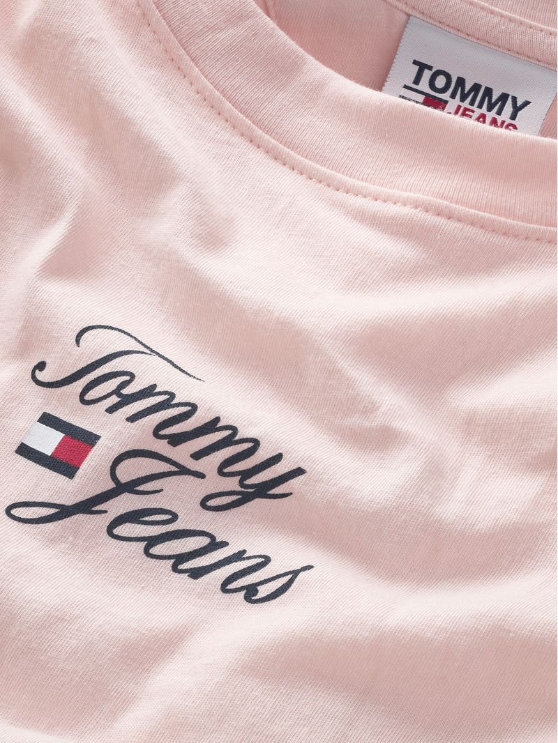 T-SHIRT-ESSENTIAL-AJUSTADA-CON-LOGO