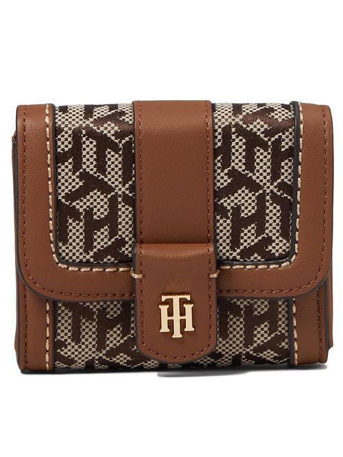 Billetera con solapa y monograma