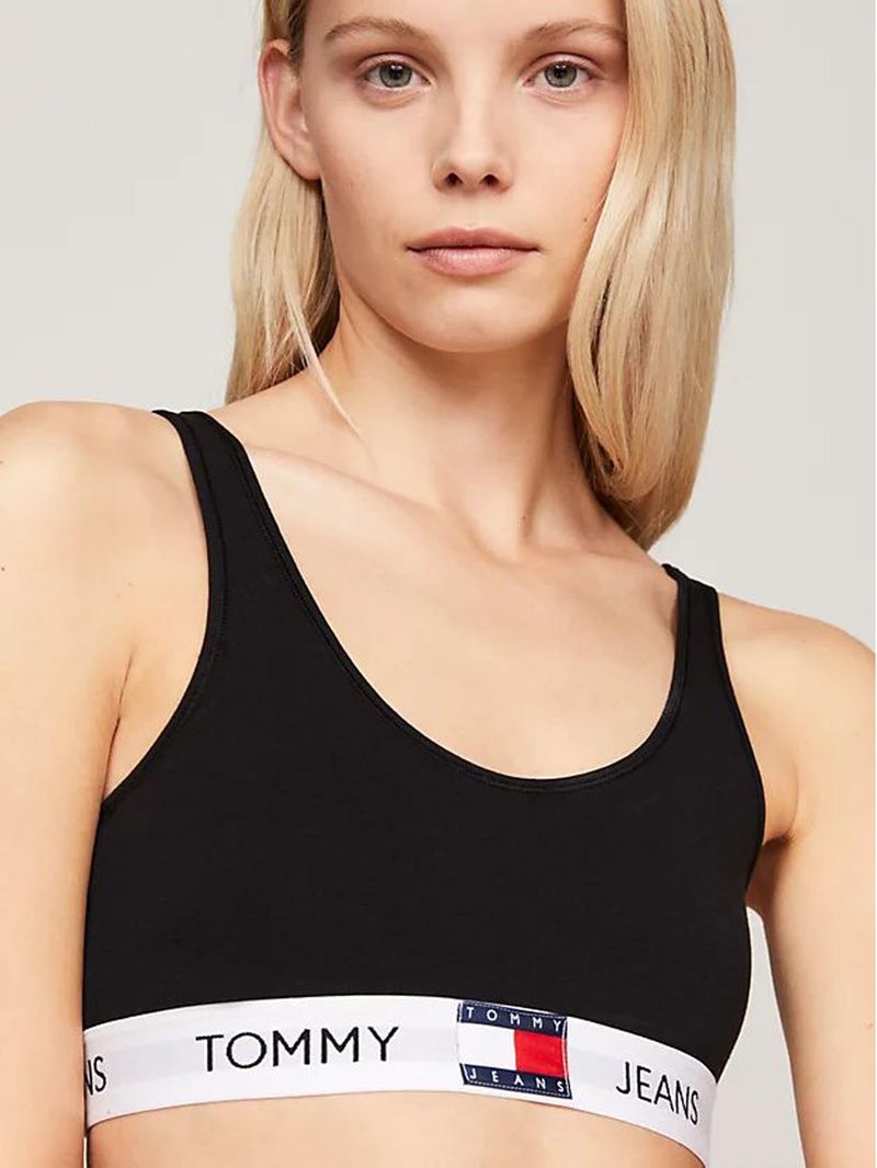 Bralette-sin-forro-con-logo-heritage