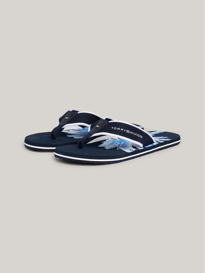 Calizos-trenzadas-con-estampado-de-palmera
