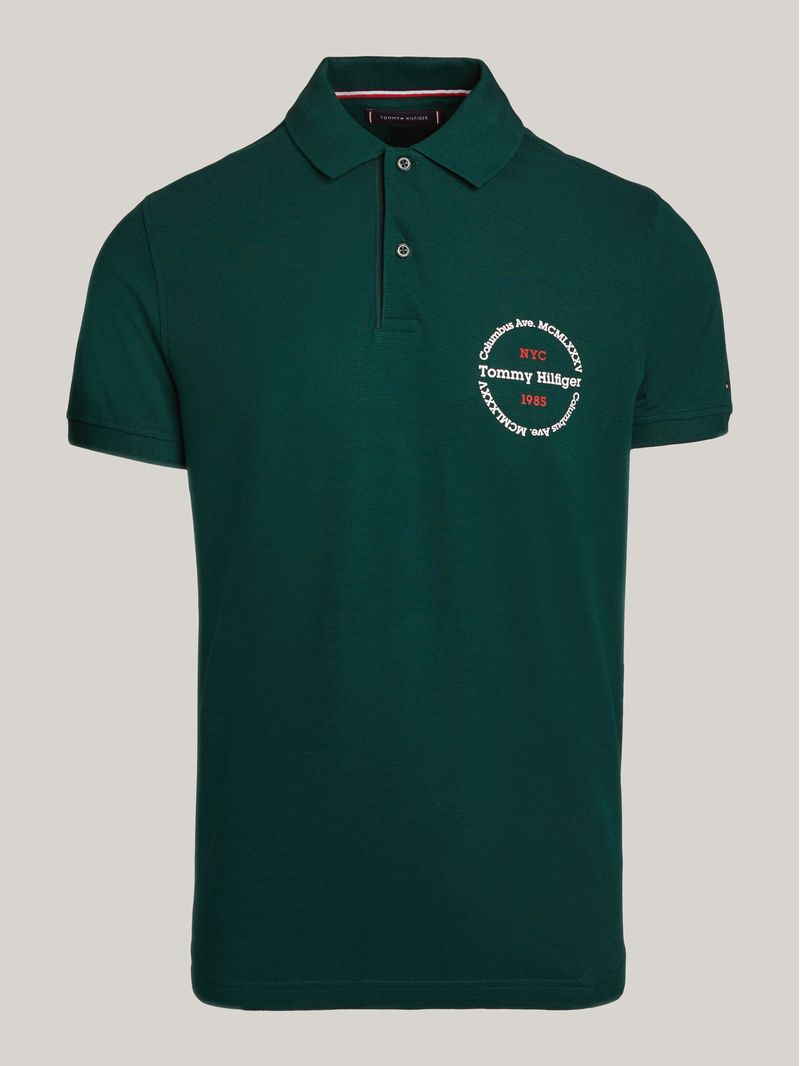 Polo-de-corte-regular-con-logo-circular