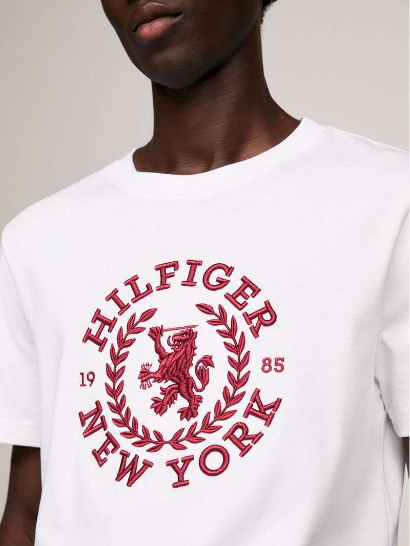 T-shirt-de-punto-con-escudo-grande