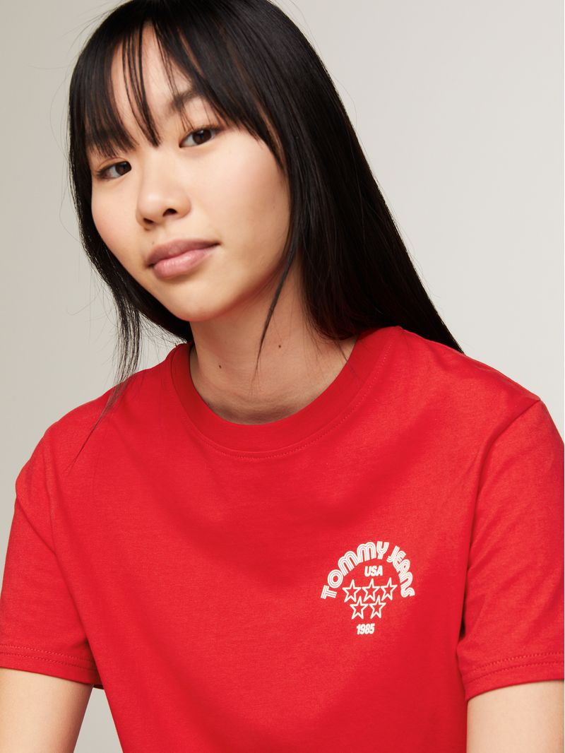T-shirt-holgada-con-logo-retro