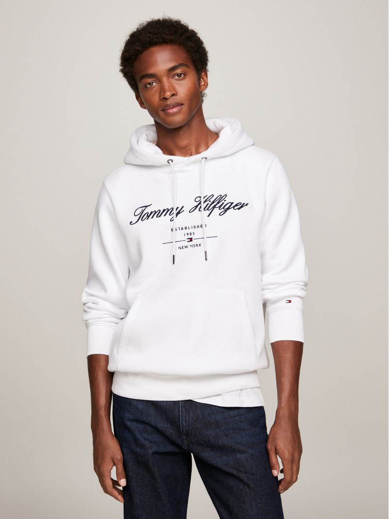 Sweater-con-hoodie-y-logotipo-en-cursiva