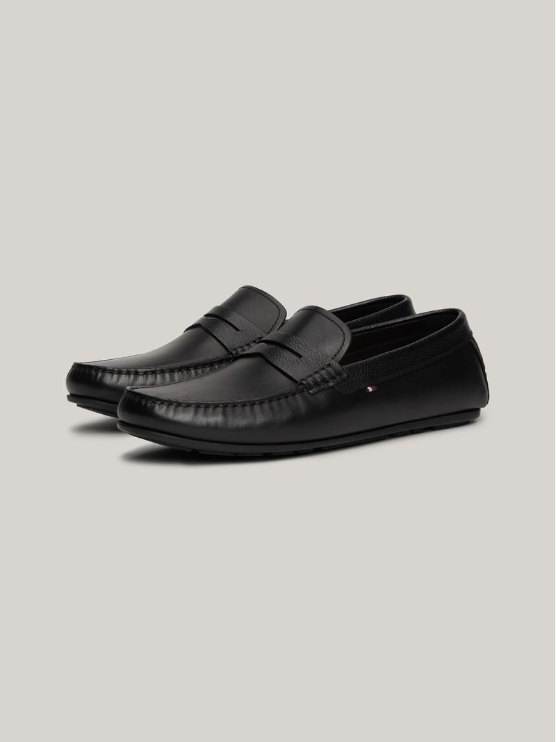 Mocasines-driver-de-piel-con-logo-engomado