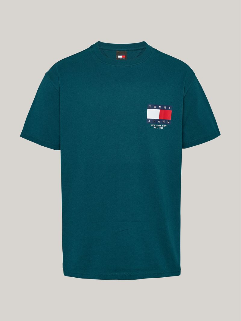 T-shirt-con-logo-en-la-espalda