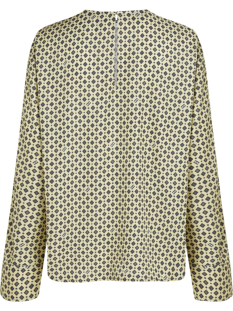 Blusa-foulard-con-estampado