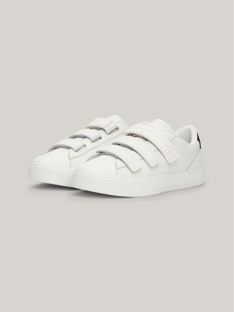 Tenis-de-Piel-con-cierre-de-velcro