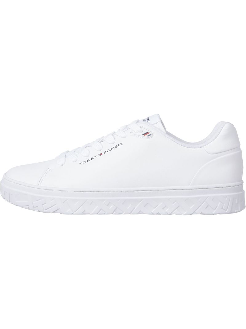 Tenis-de-piel-con-monograma-TH