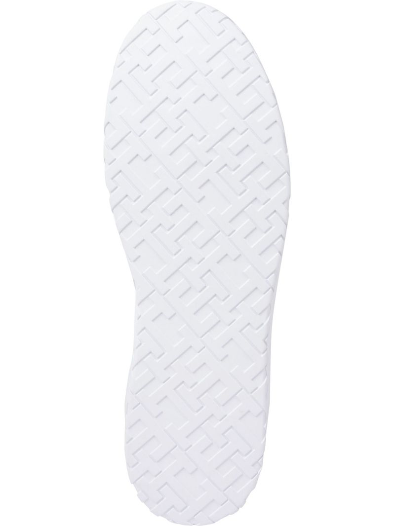 Tenis-de-piel-con-monograma-TH