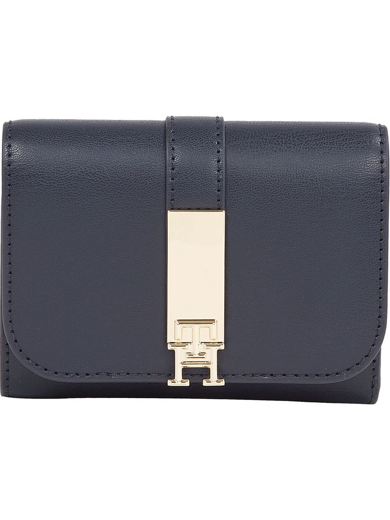 Billetera-Heritage-con-solapa-y-monograma-TH