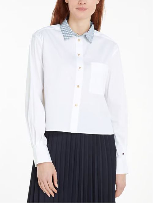 Camisa boxy con cuello de rayas