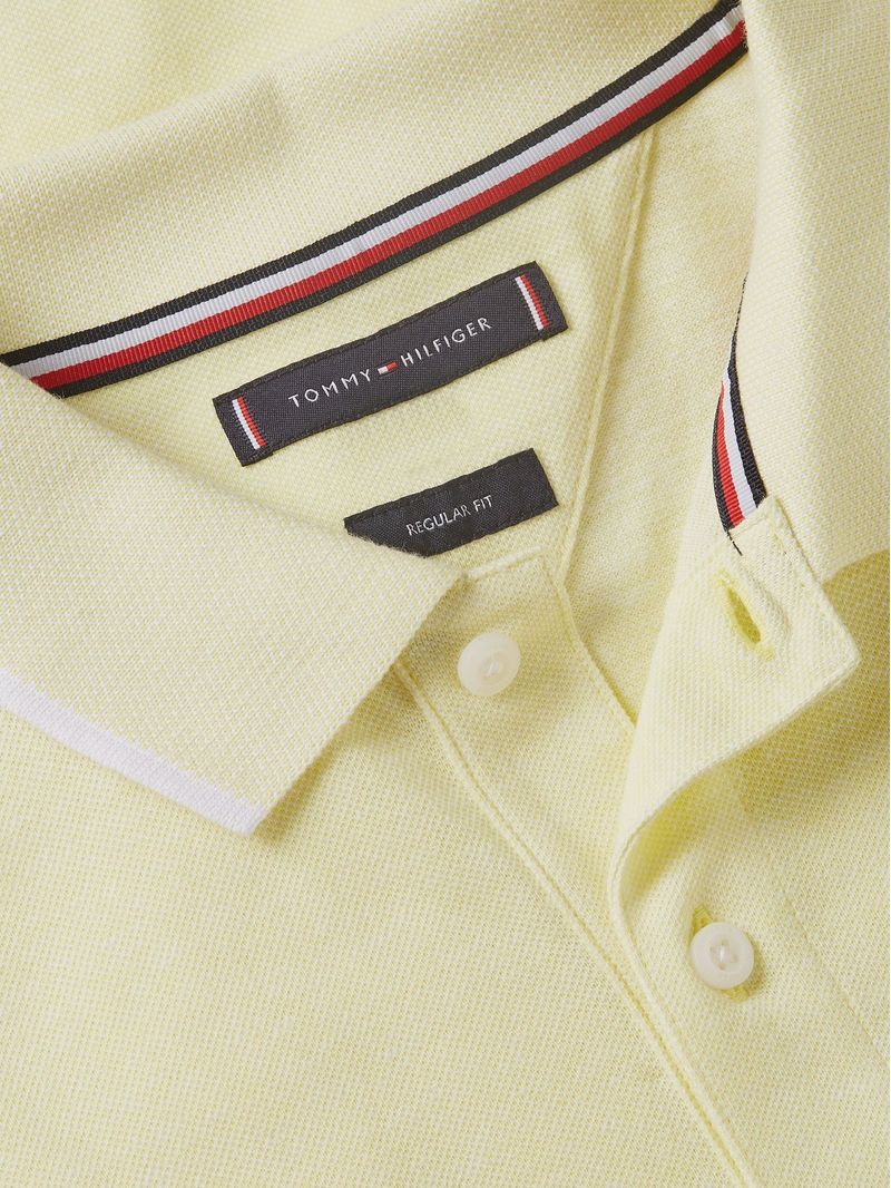Polo-de-corte-regular-con-logo