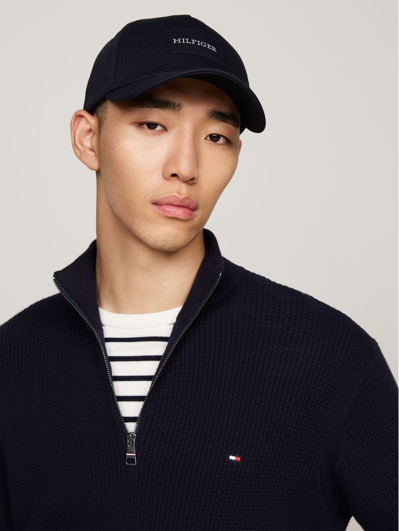 Gorra-con-parche-monotipo-de-5-paneles