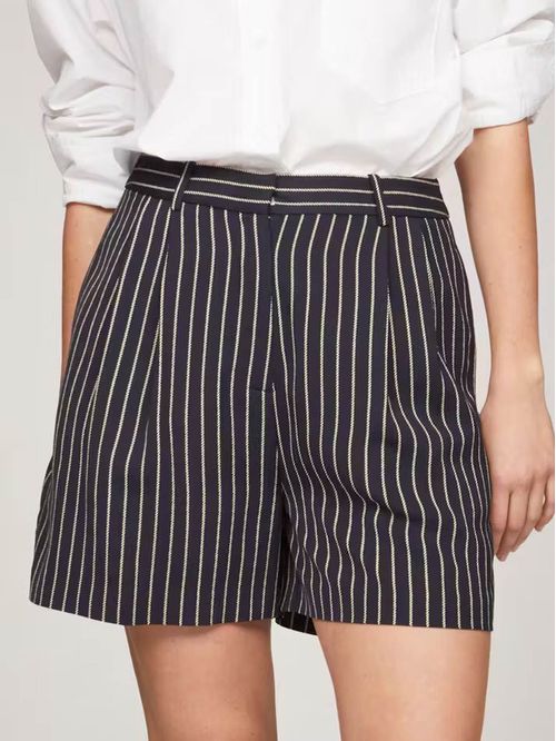 Short fluido con nudo de cuerda