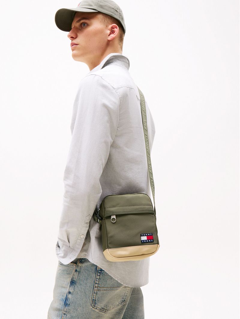 Cartera-reporter-con-bandolera-Essential
