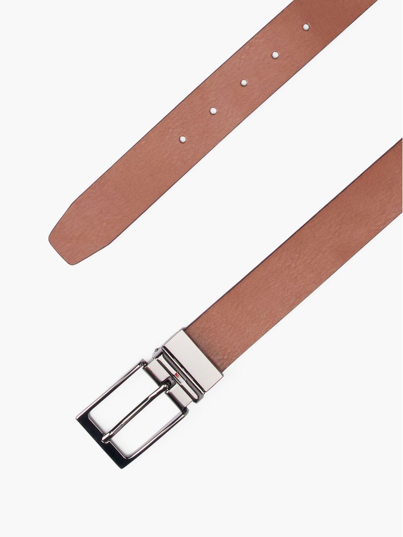 Correa-reversible-con-hebilla-rectangular