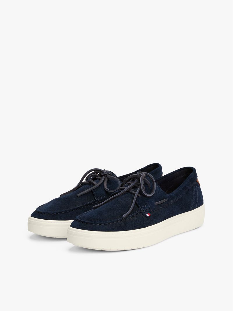 Nauticos-hibridos-de-ante-con-cordones