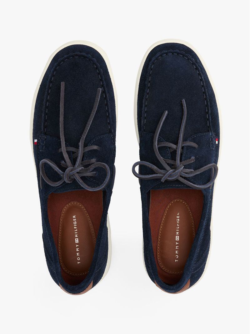 Nauticos-hibridos-de-ante-con-cordones