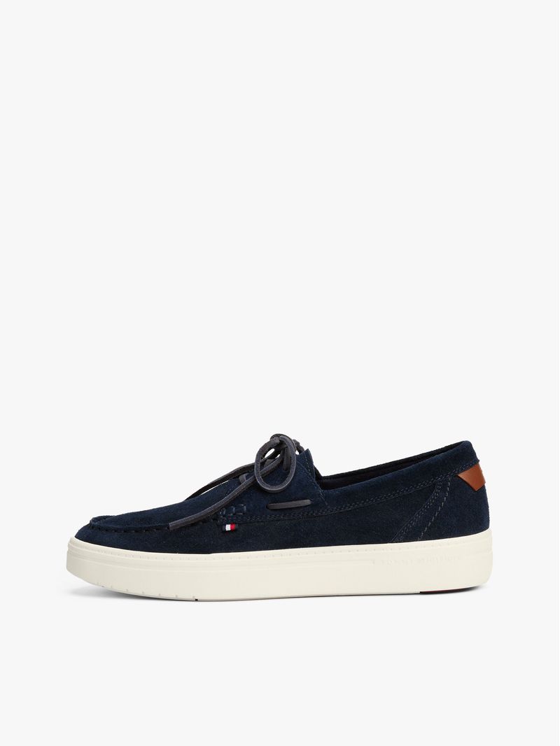 Nauticos-hibridos-de-ante-con-cordones