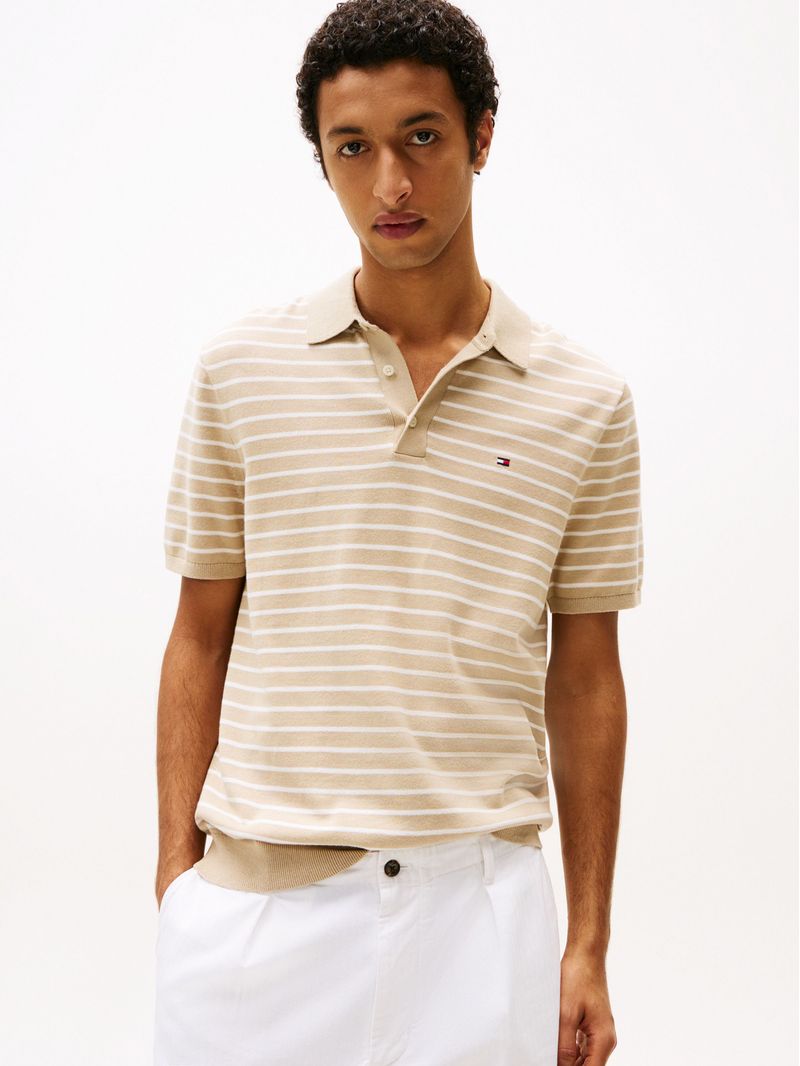 Polo-de-punto-con-corte-regular