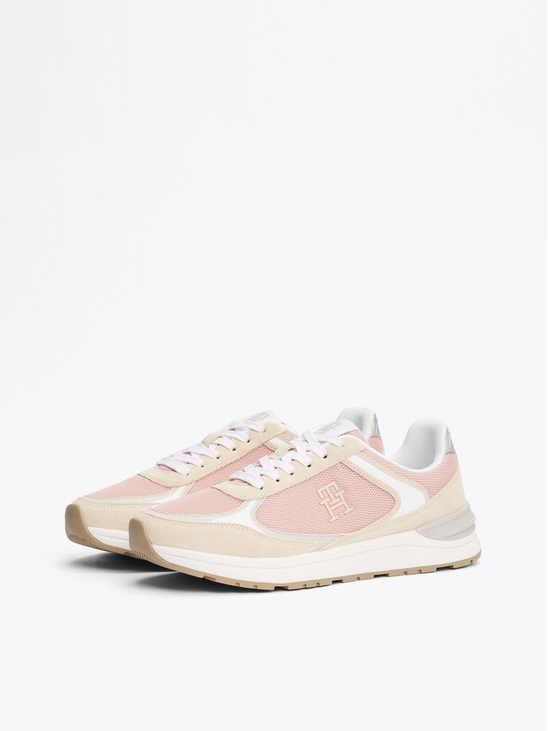 Tenis-con-mezcla-de-texturas