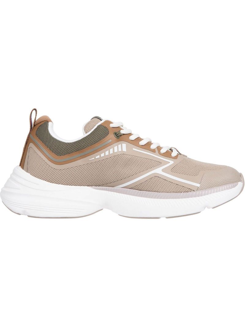 Tenis-Modern-de-running-con-logo