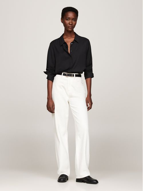 Camisa de corte amplio con logo metálico