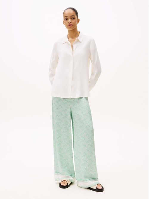 Camisa de corte amplio y Tapeta oculta