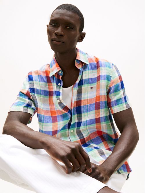 Camisa de corte regular con diseño de cuadros