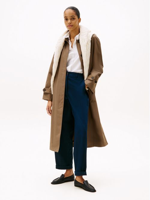 Pantalón chino amplio de pierna recta