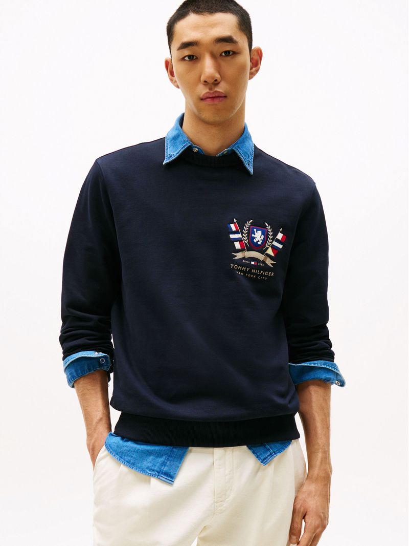 Sweater-logo-con-escudo