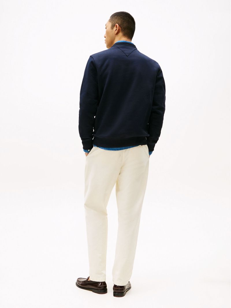Sweater-logo-con-escudo
