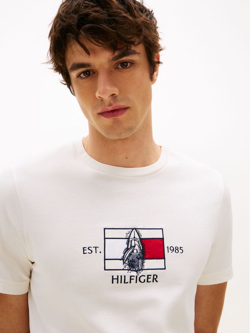 T-shirt-de-cuello-redondo-con-logo-estampado