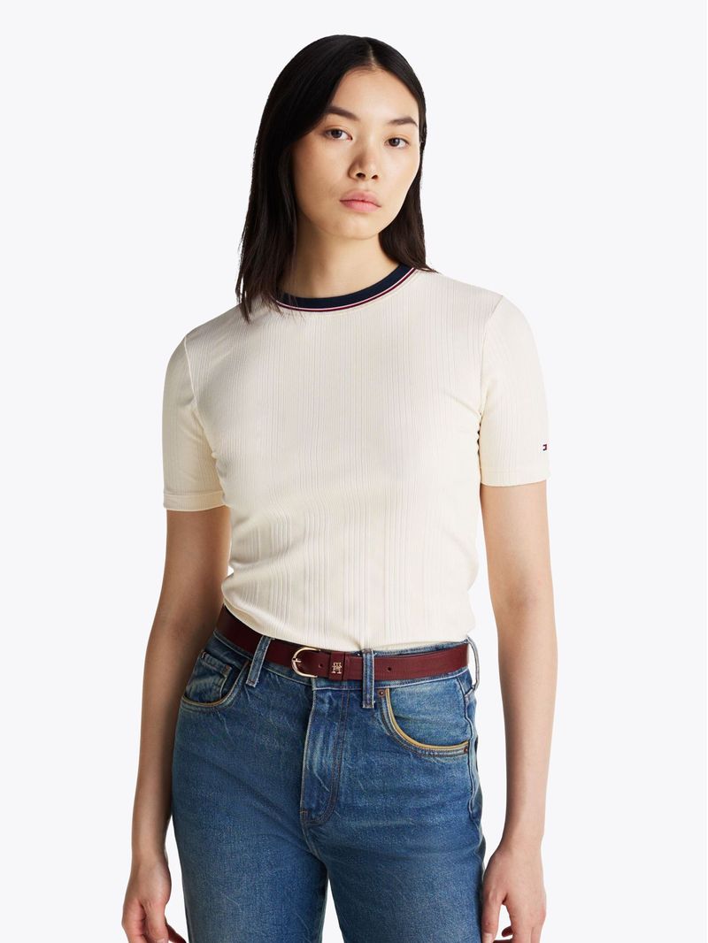 T-shirt-slim-con-cuello-a-contraste