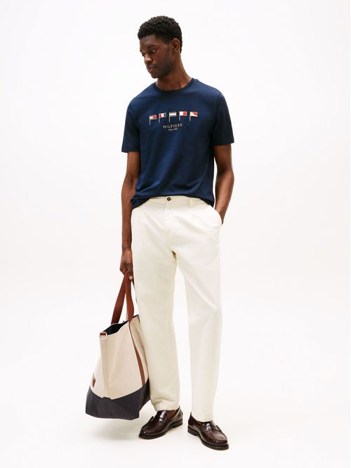 T-shirt con cuello redondo y logo