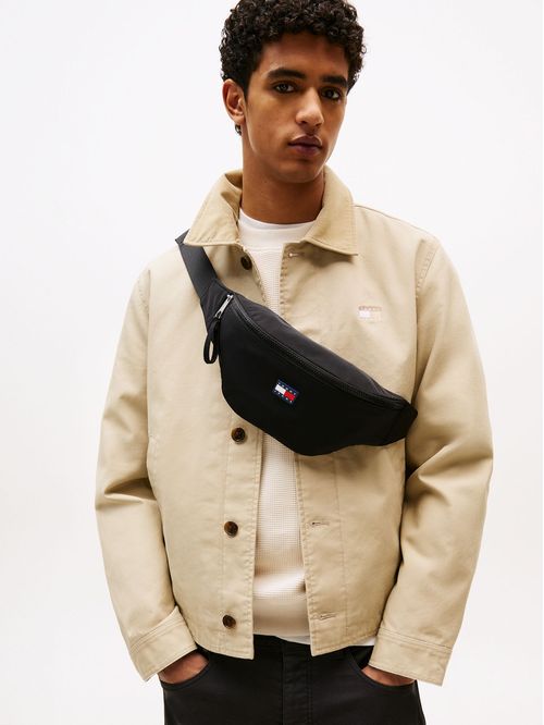 Cangurera con logo engomado