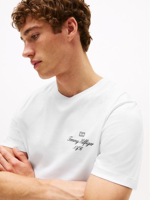 T-shirt con logo NYC y logo delineado