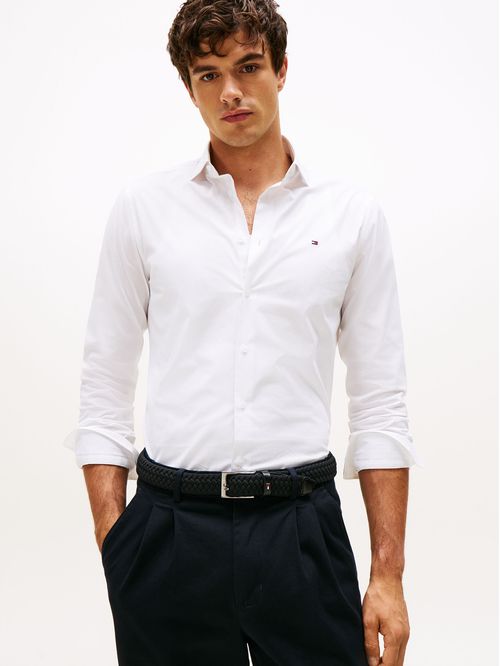 Camisa con cuello a contraste