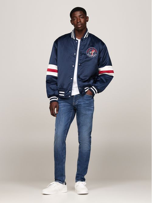 Jeans austin cónicos y ajustados con lavado oscuro