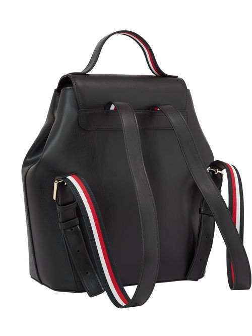 Mochila con solapa im latam logo