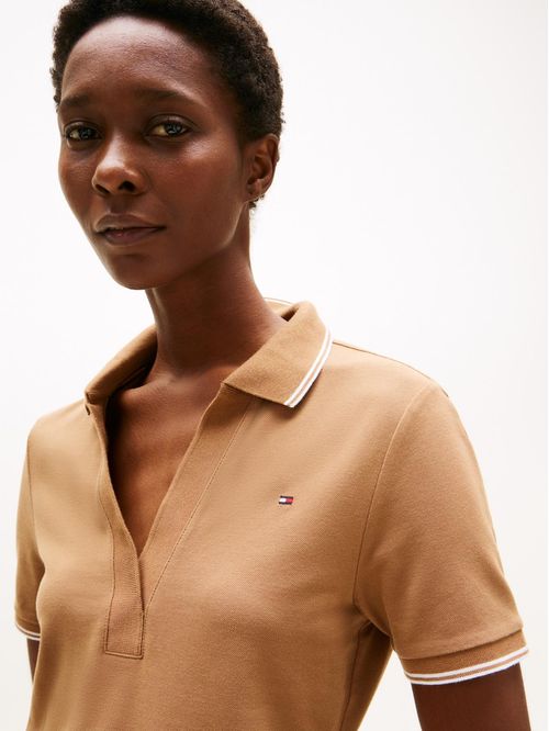 Polo 1985 de corte slim con ribetes